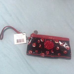 Hanging Out Wristlet